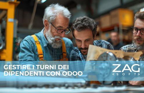 Tre uomini lavorano su una macchina in una fabbrica, concentrati sulle loro attività.